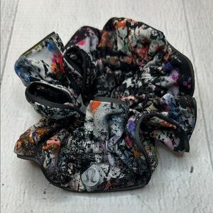 Lululemon Light Locks Scrunchie II Reflective‎ Trim Vitalize Multi Color